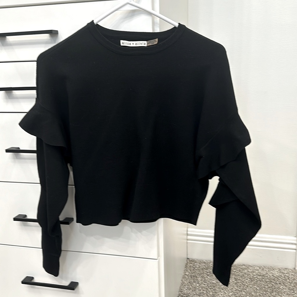 Alice and Olivia Nettie Ruffle Sleeve Top